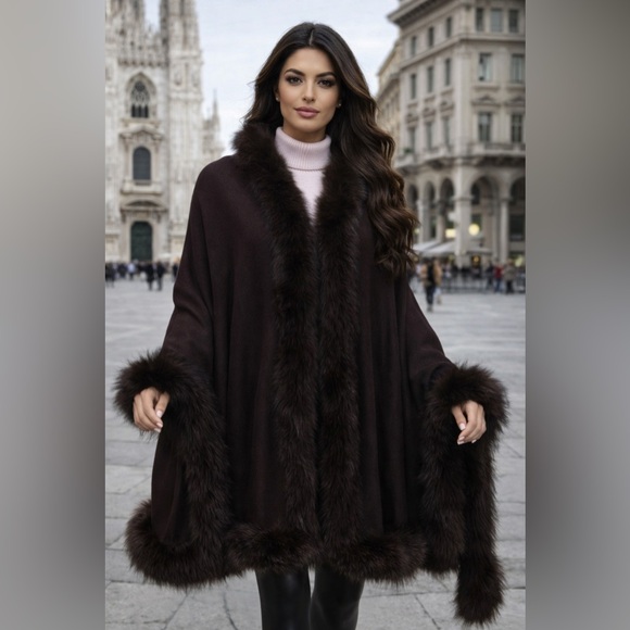 Accessories - Cashmere Silk Fox Fur-Trimmed Women's shawl wrap